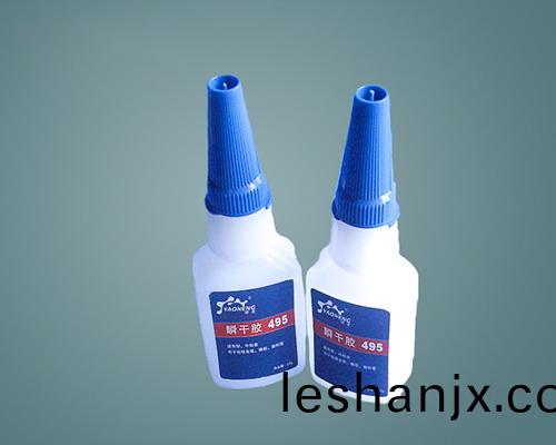 496 中粘度耐高溫(wen)瞬間膠 
