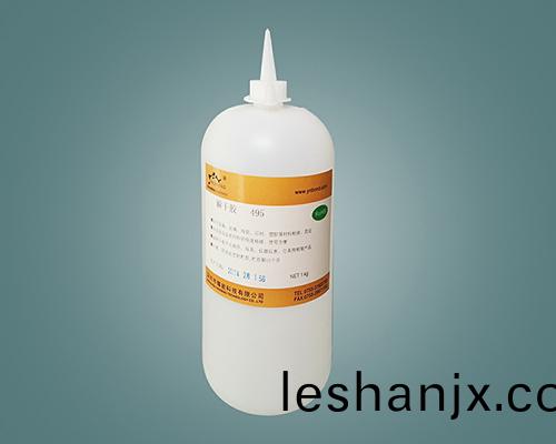 415 中粘度耐衝(chong)擊(ji)型(xing)瞬間膠  